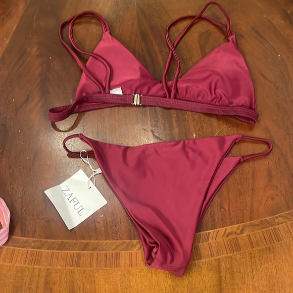 Zaful large maroon colored bikini nwt - Picture 2 of 2